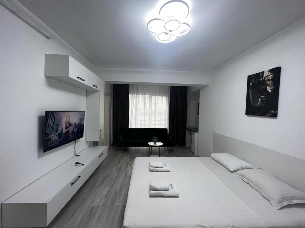 Cozy Accommodation Central City - Яш Екстериор снимка